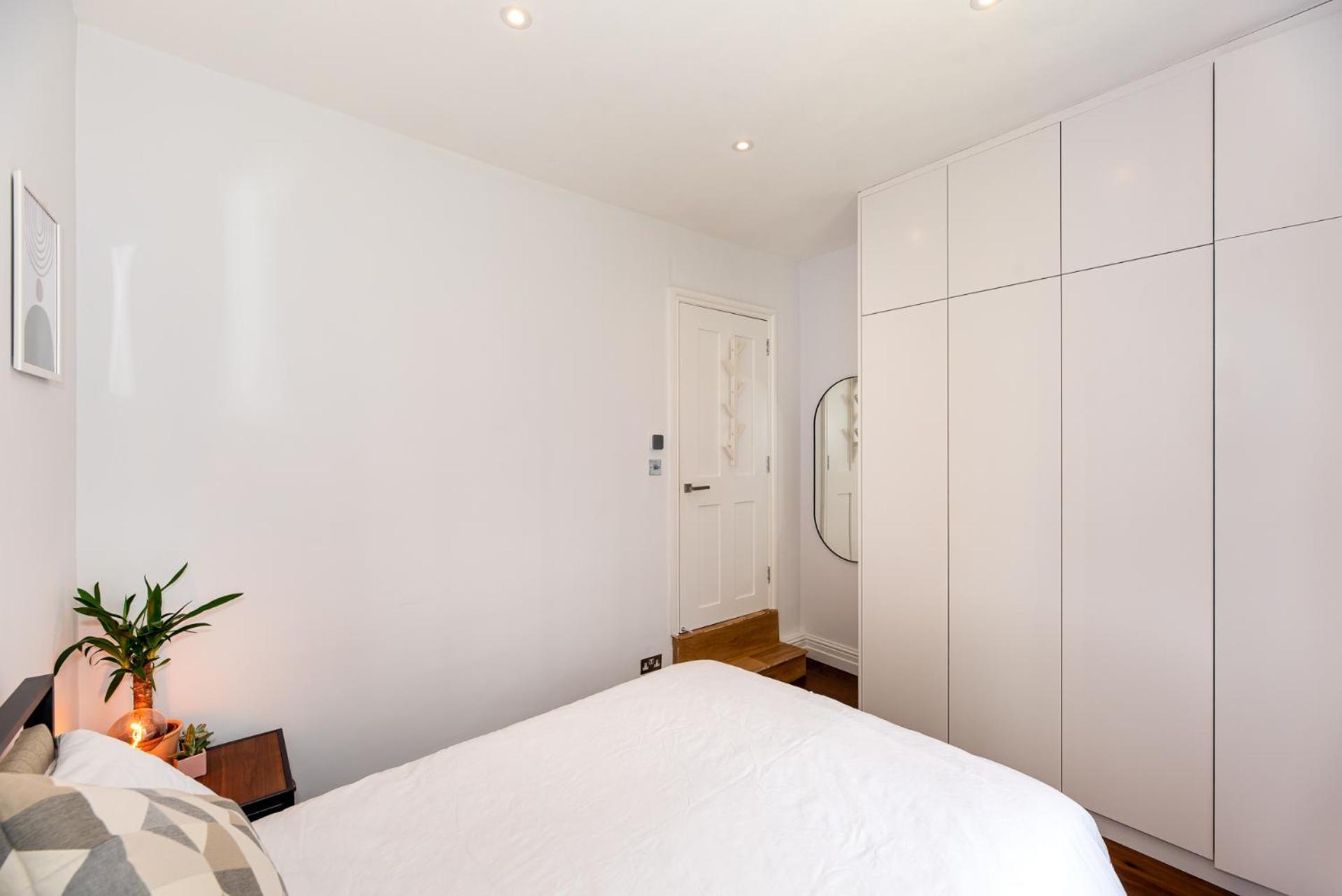 2-Bedroom Victorian Apartment In Kensington Londra Dış mekan fotoğraf